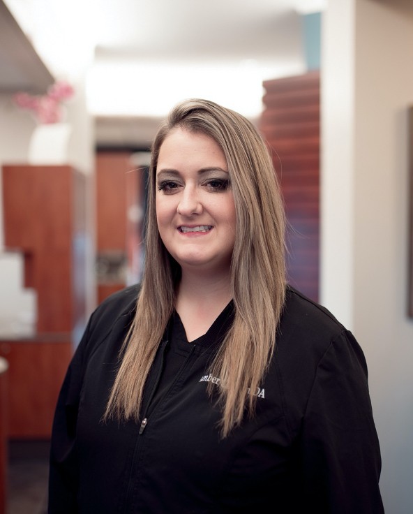 amber_Vaughn_Familty_dental_dentist_Independence_MO_dental_hygienist